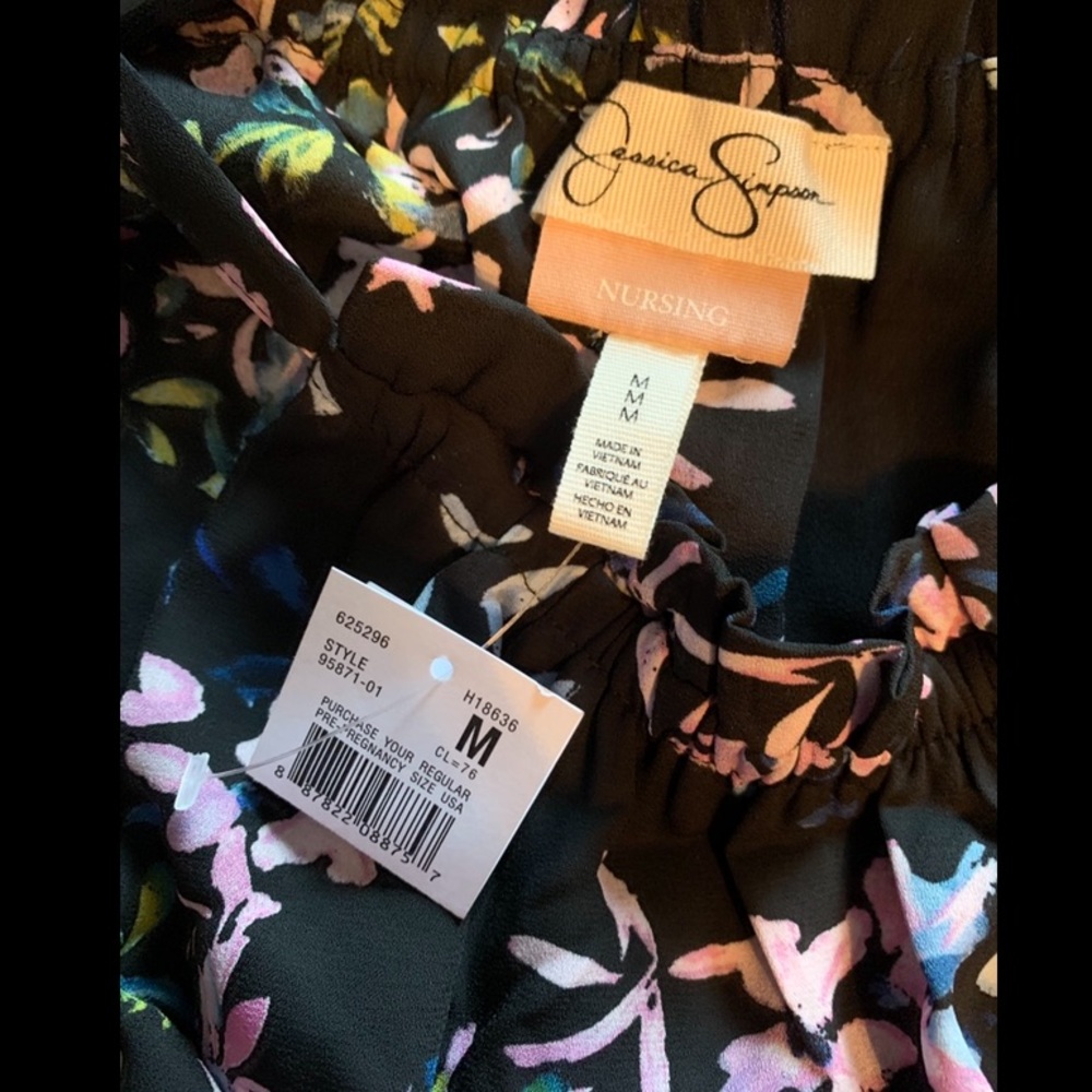 Jessica Simpson Nursing Dress - Picture 8 of 8